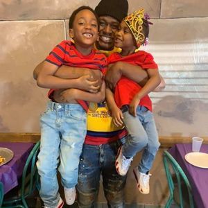 Meet your Posher, Deon